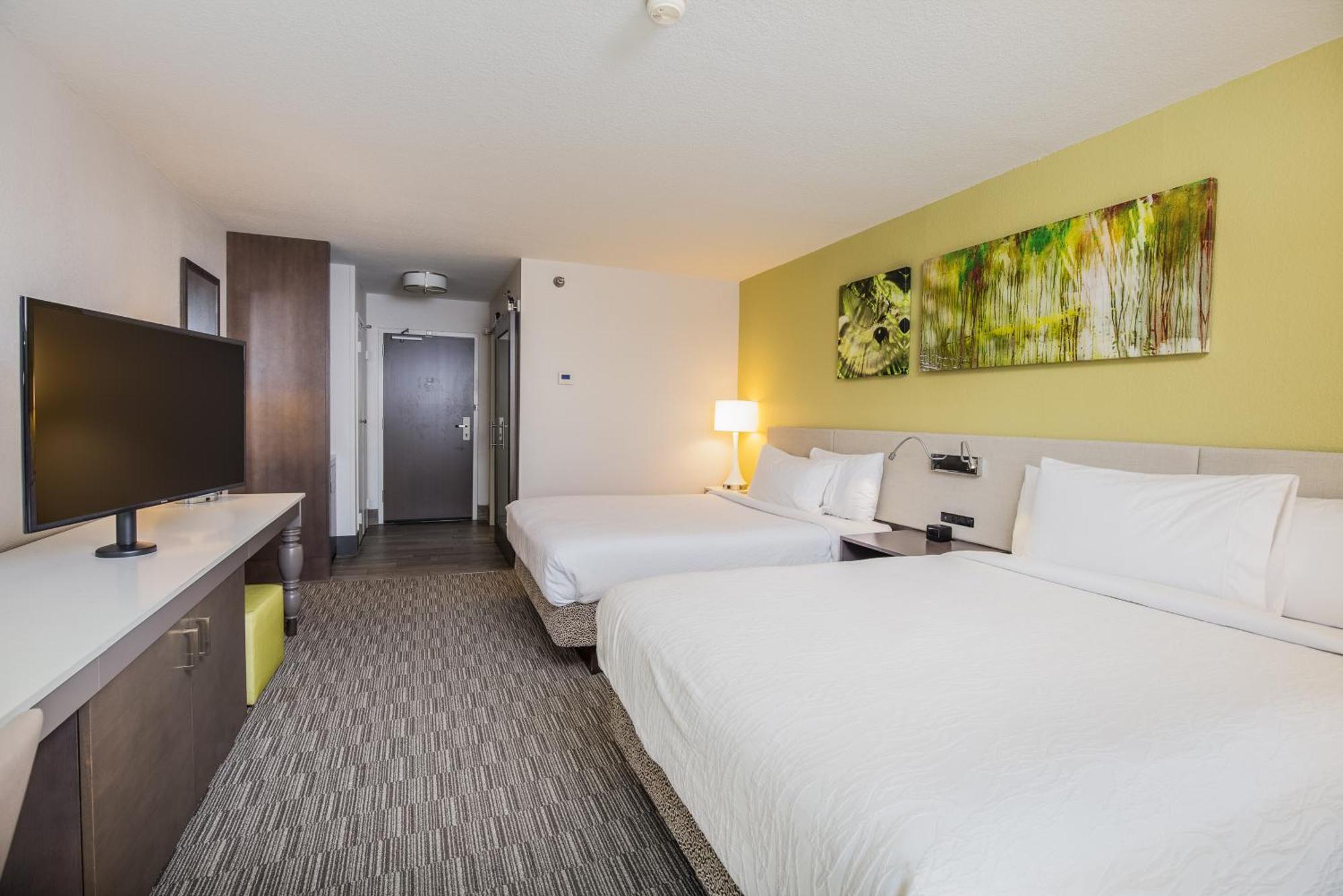 Queen Room Two Queen Beds Ocean View