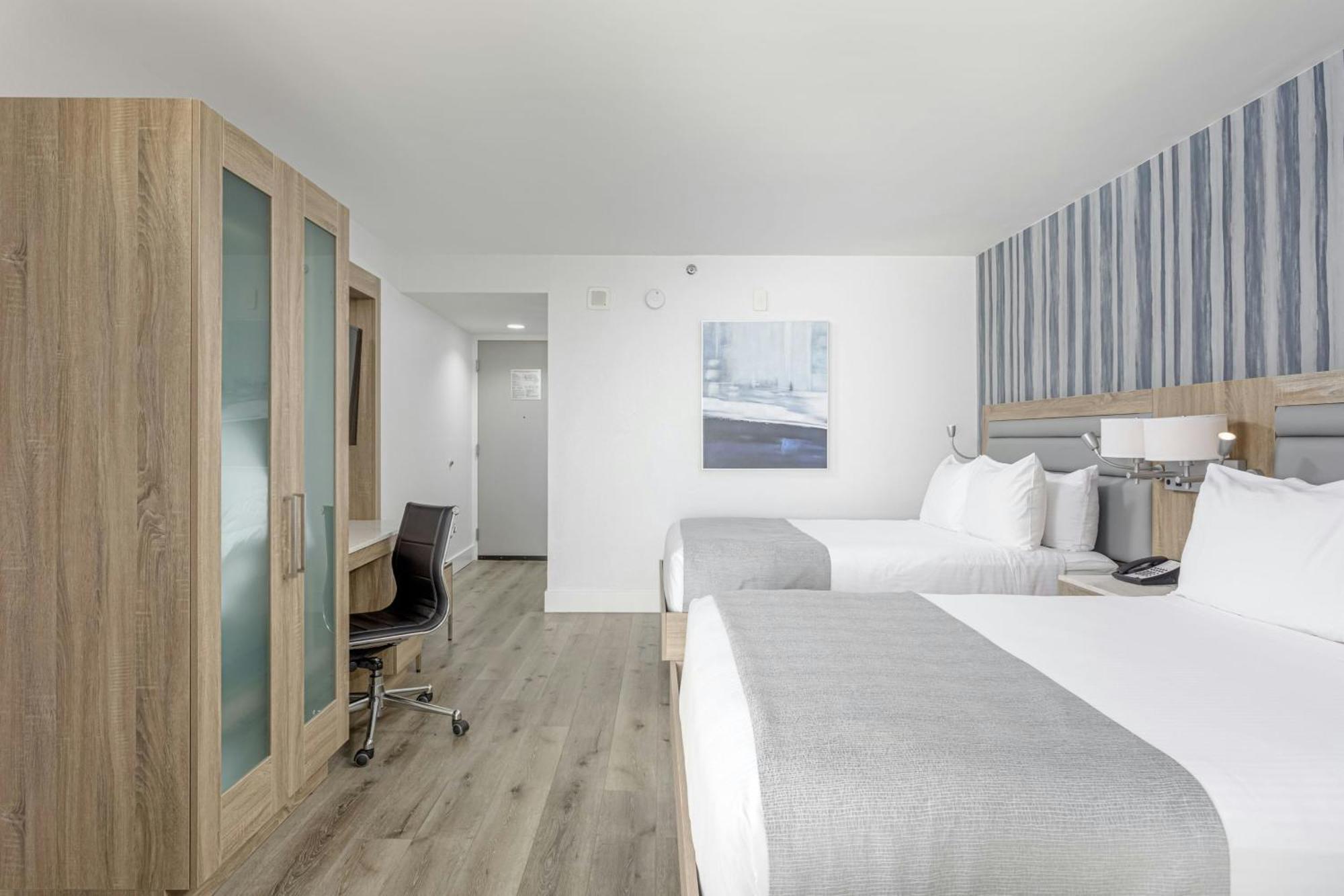 Standard Queen Room Two Queen Beds Island View