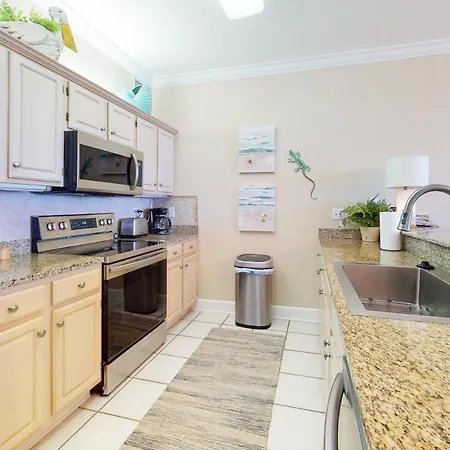 Regency Isle 305-2