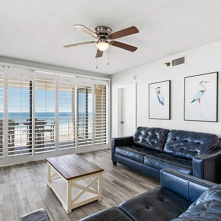 Romar Place 401-3