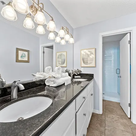 Phoenix V Vacation Rental Condos-3