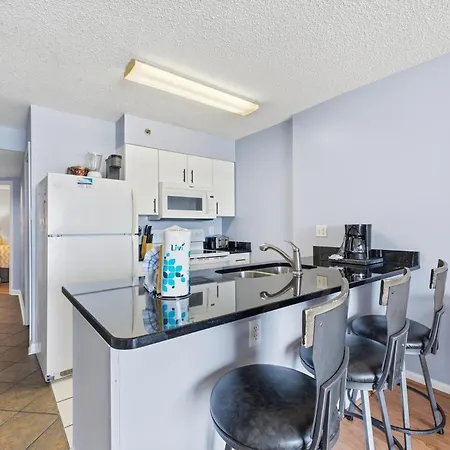 Tradewinds Condos-3