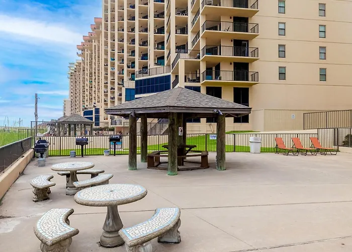 Phoenix IV 4052 Orange Beach