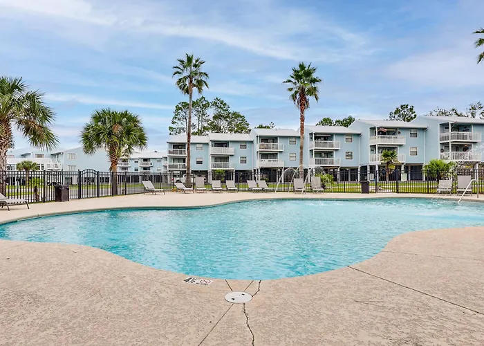 Orange Beach Condo With Shared Pool And Views!